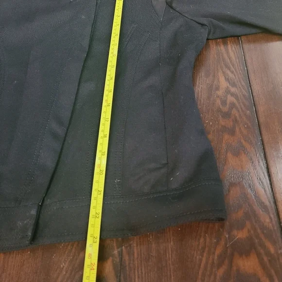 Dalia Collection Zip Jacket - Picture 7 of 13